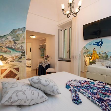 Aparthotel Antica Repubblica In Amalfi Center At 100Mt From The Sea Eksteriør billede