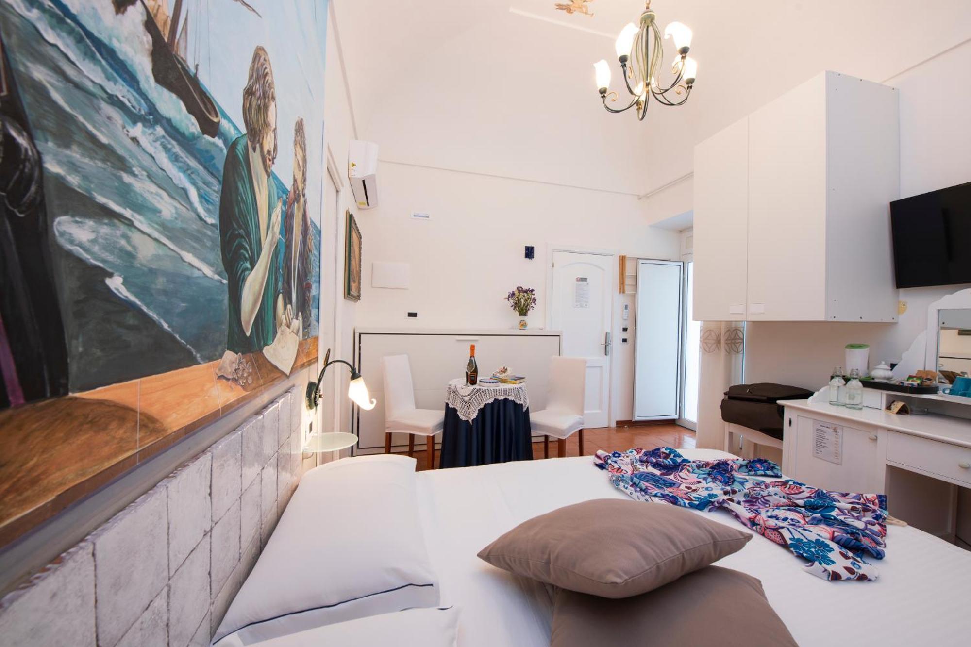 Aparthotel Antica Repubblica In Amalfi Center At 100Mt From The Sea Eksteriør billede