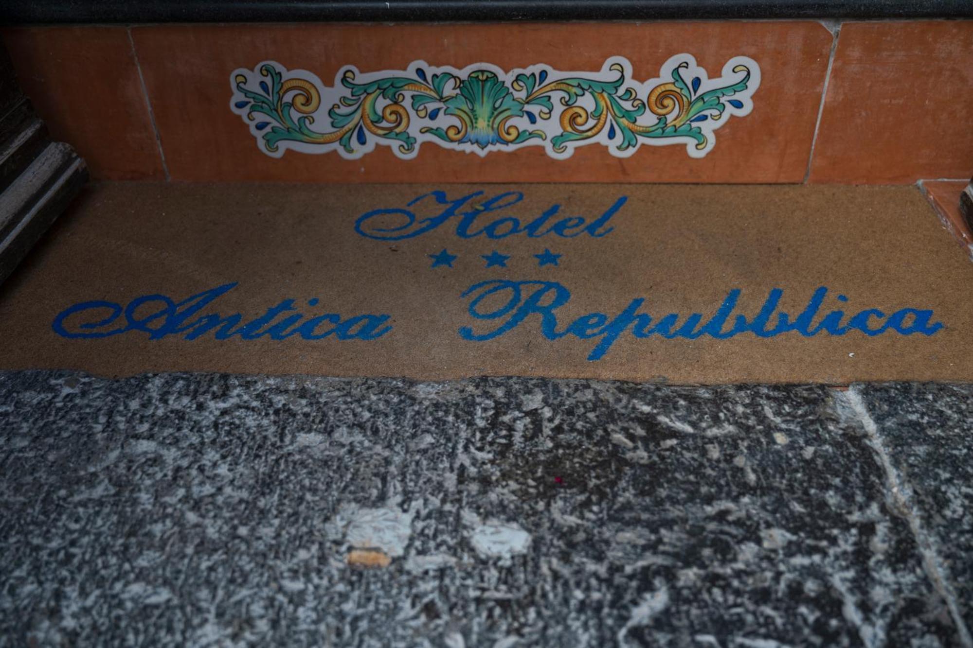 Aparthotel Antica Repubblica In Amalfi Center At 100Mt From The Sea Eksteriør billede