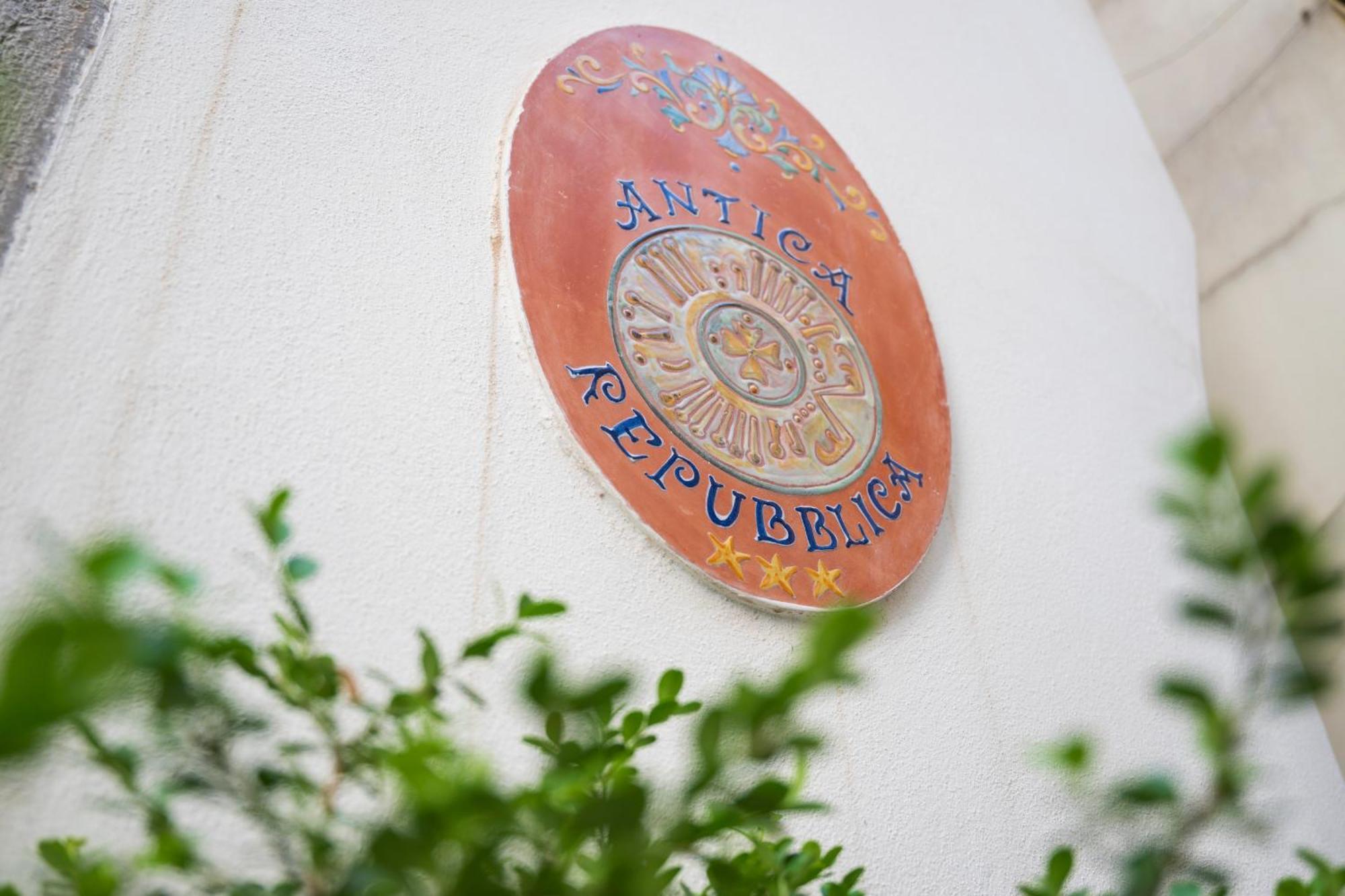 Aparthotel Antica Repubblica In Amalfi Center At 100Mt From The Sea Eksteriør billede